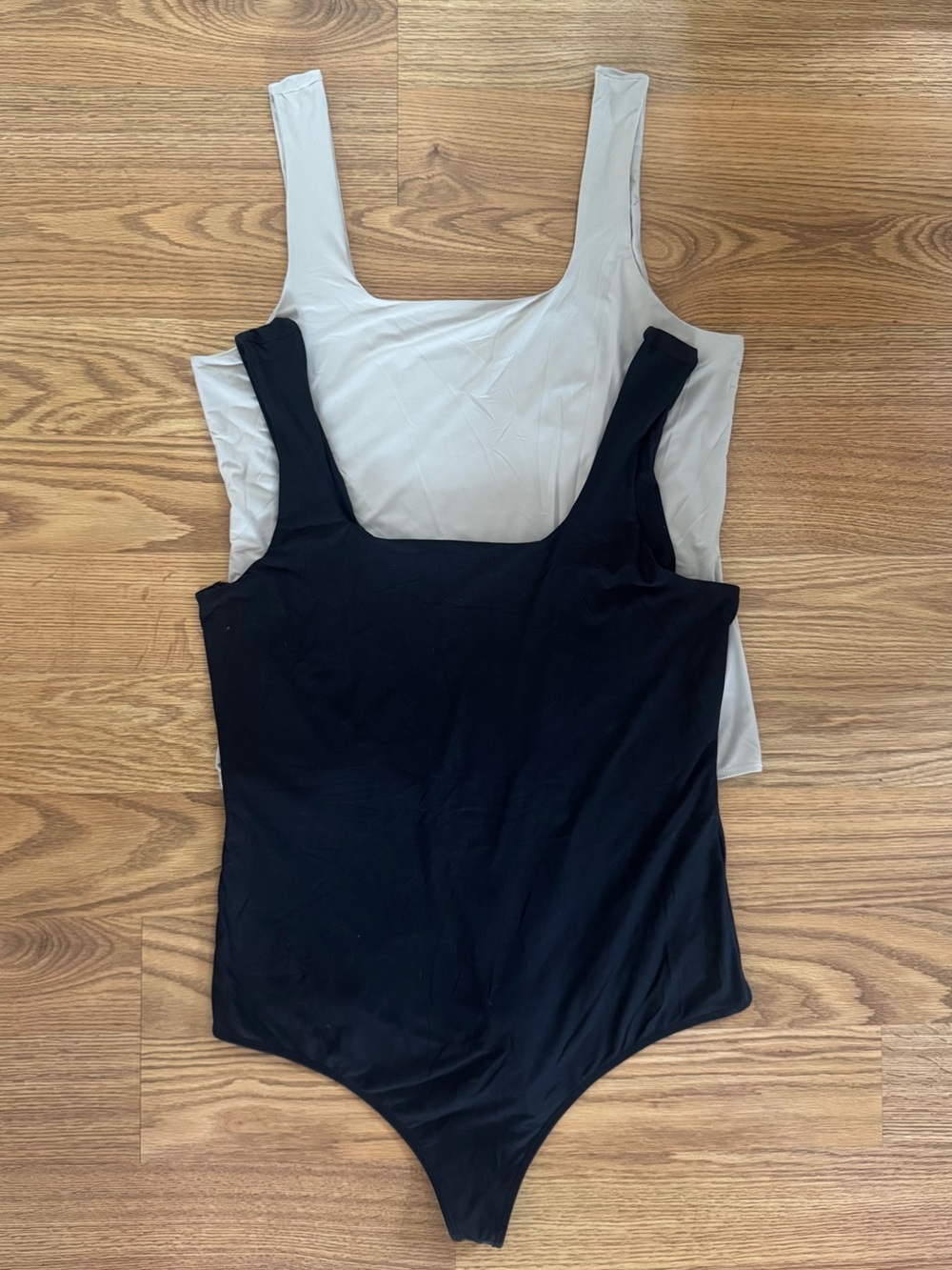 2 - Abercrombie & Fitch Square Neck Bodysuits - Black & Beige - XL